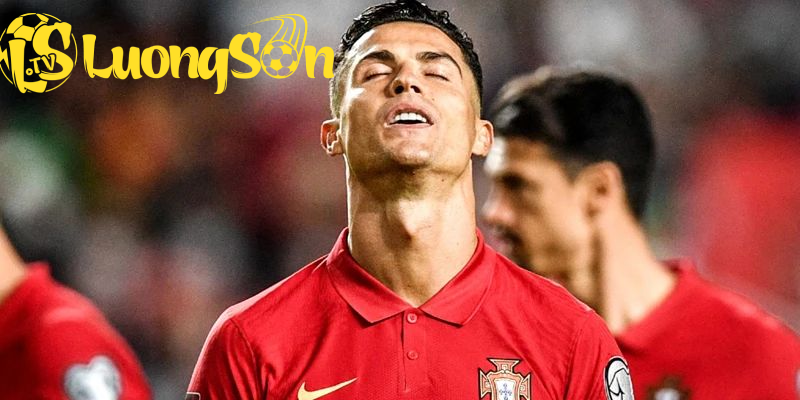 FQA - Câu hỏi liên quan về việc Ronaldo giải nghệ